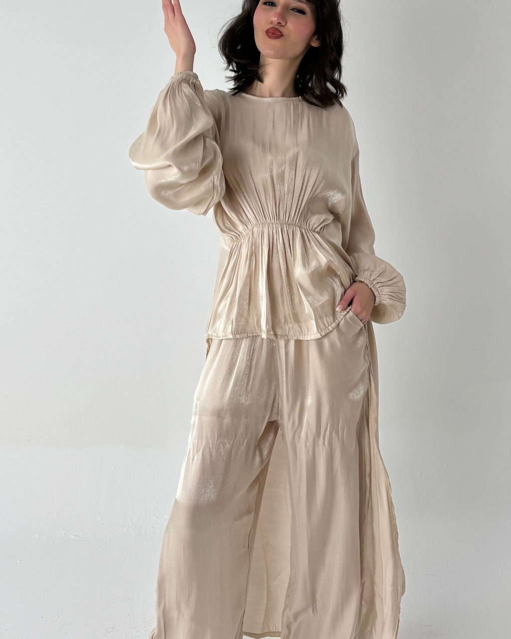 Limited Edition Luminous Set in Beige