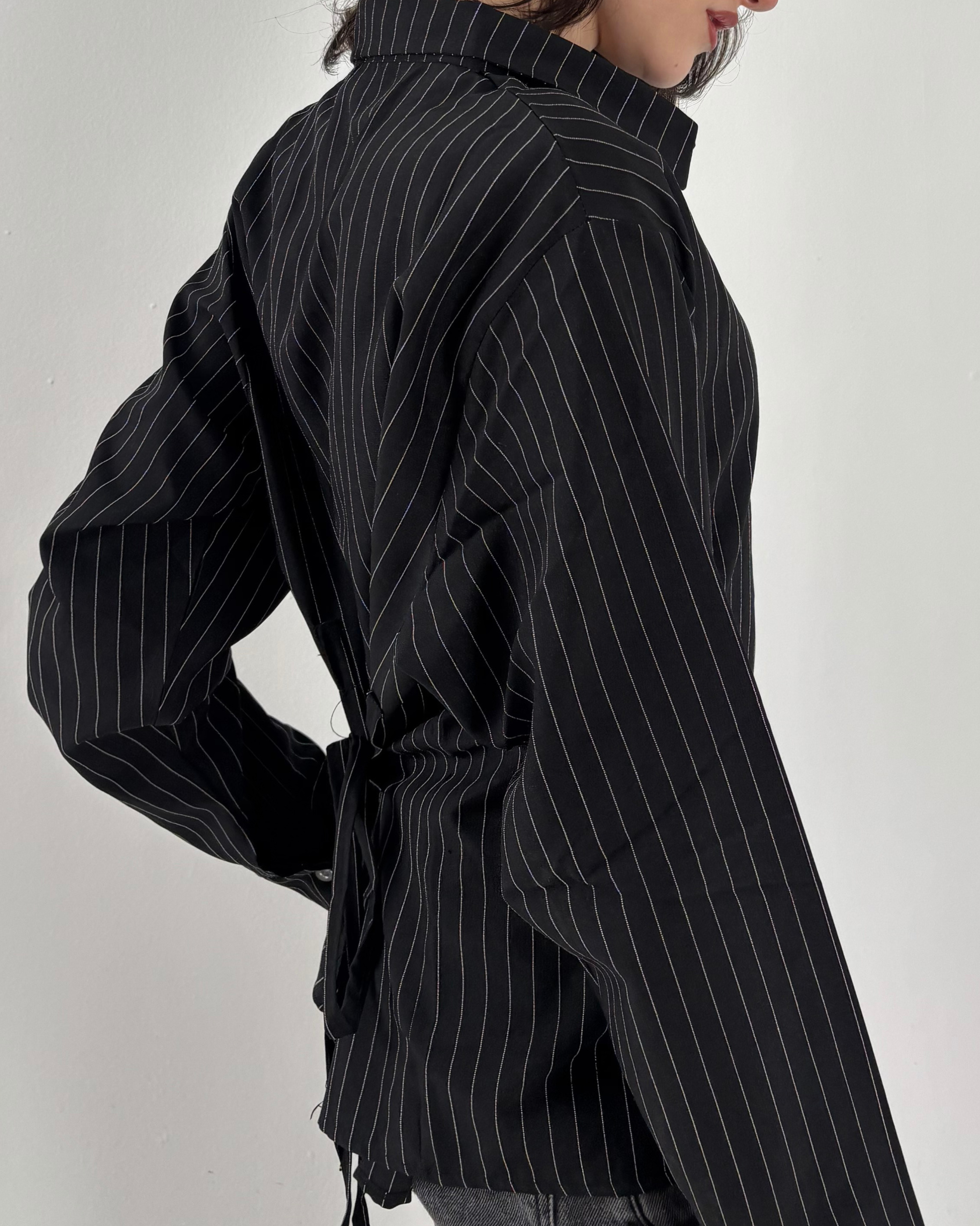 Cinched Waist Shirt in Black