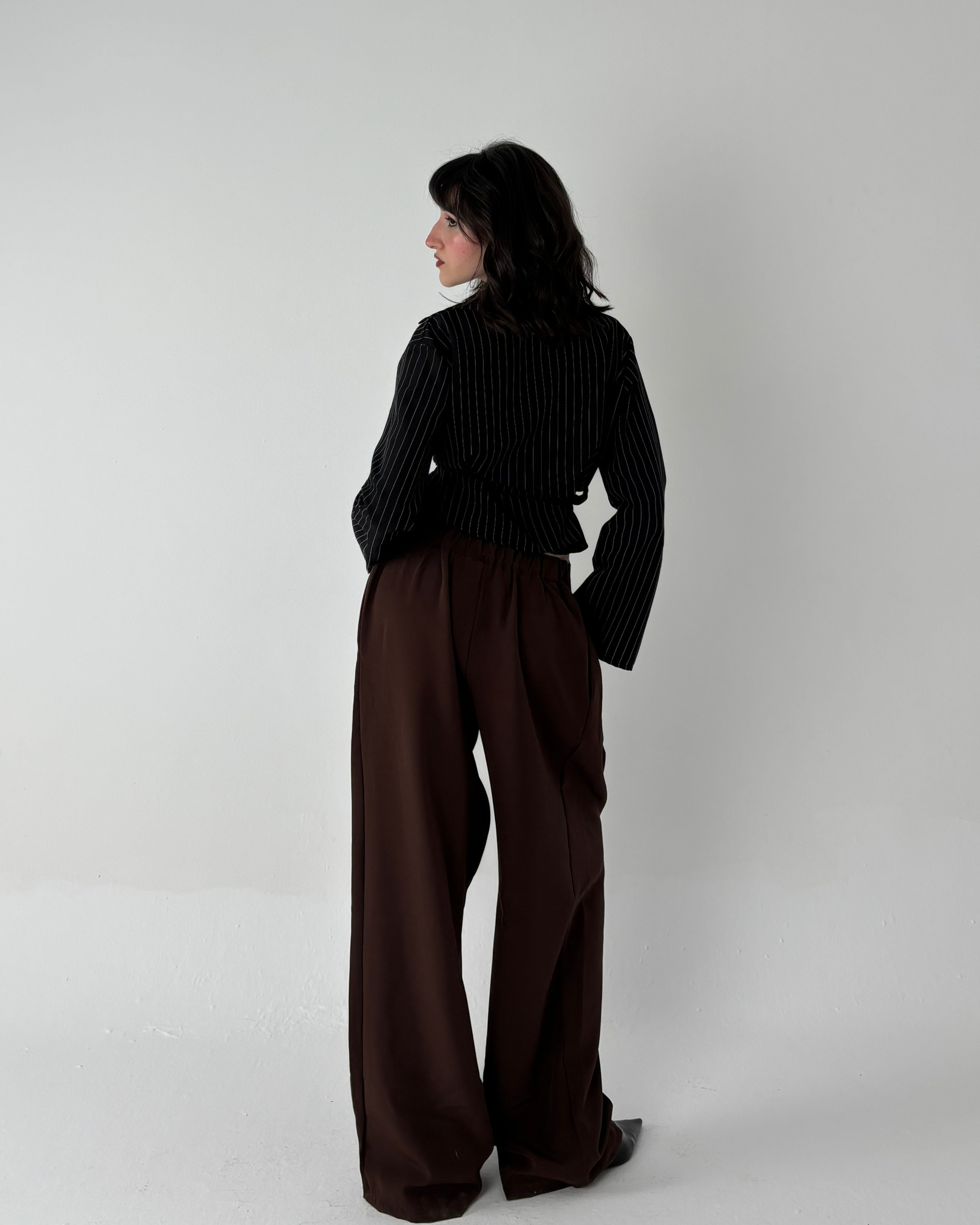 Relaxed Fit Pleated Trousers
