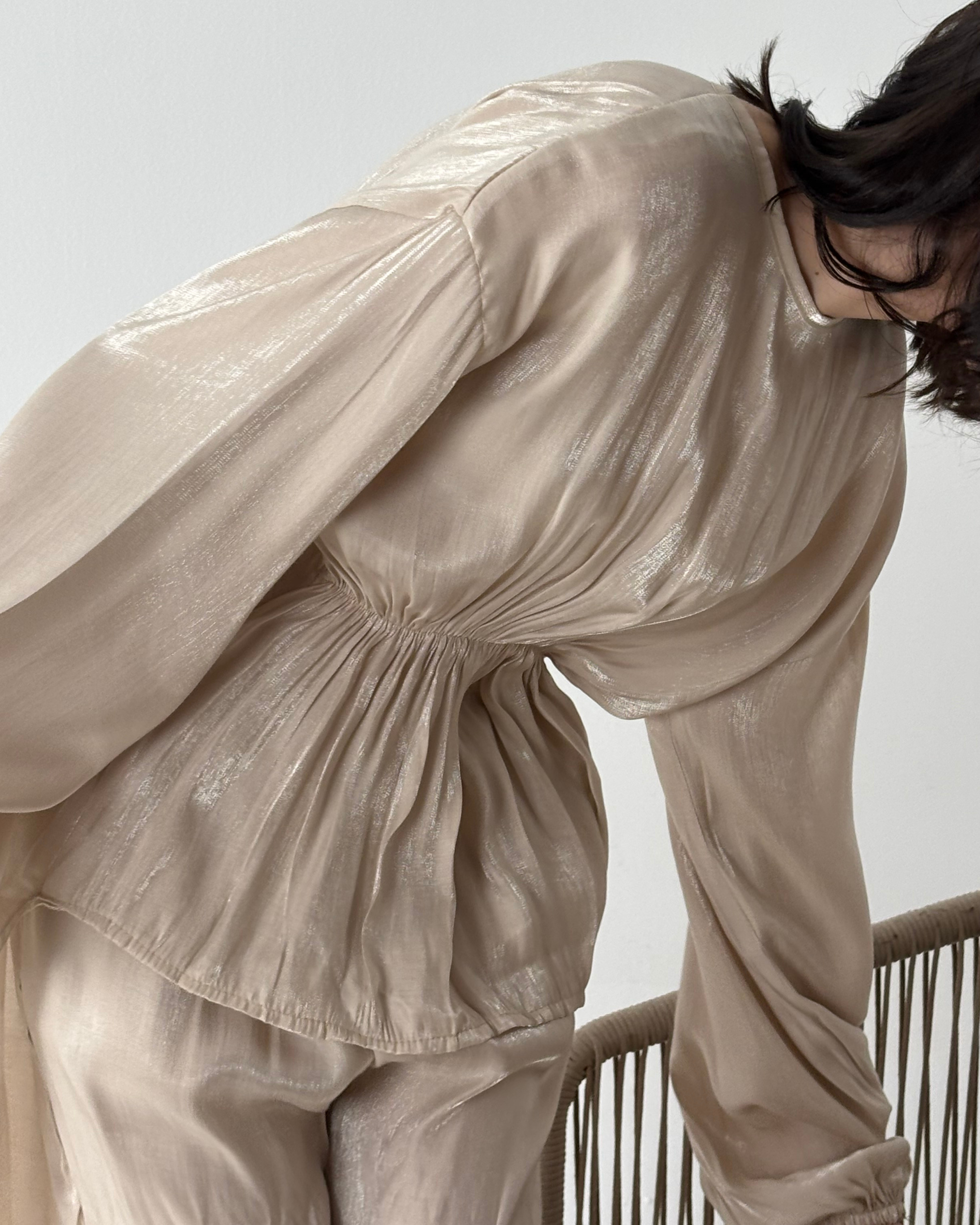 Limited Edition Luminous Set in Beige