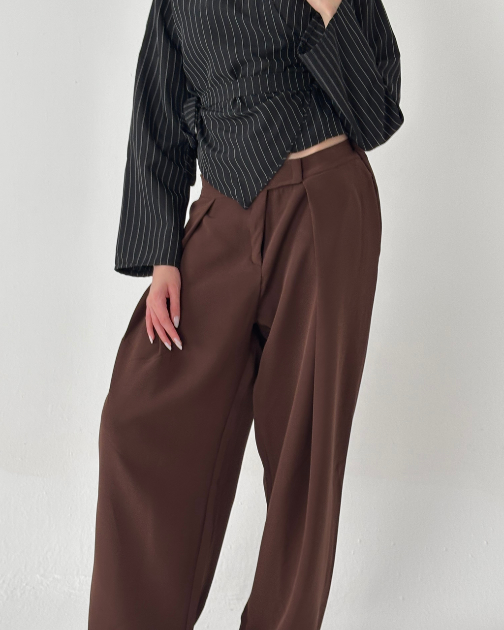 Relaxed Fit Pleated Trousers